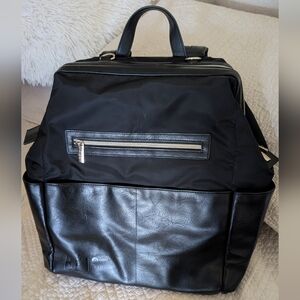 BEÍS The Diaper Backpack